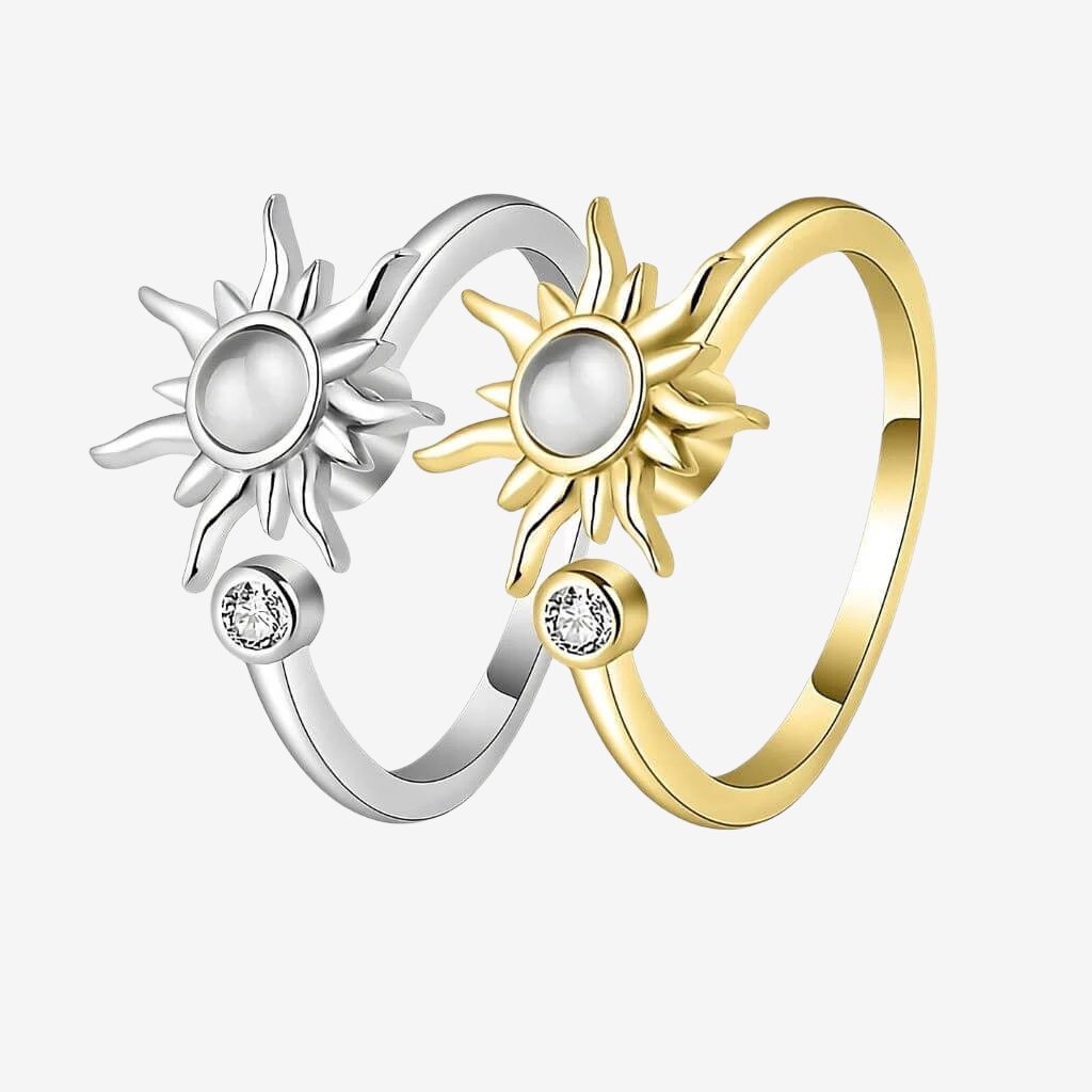 Adjustable sun rings gold and silver on white background