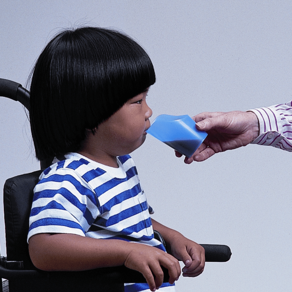 Ark flexi cups action2