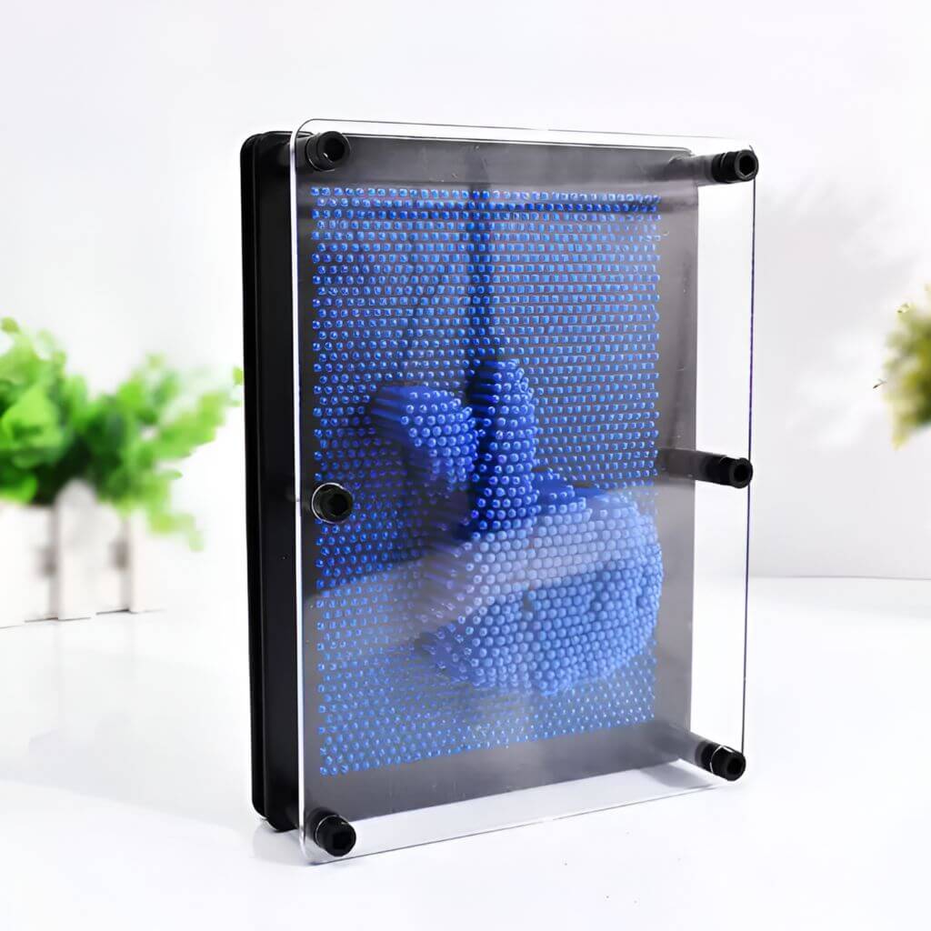Blue Pin art 3D toy