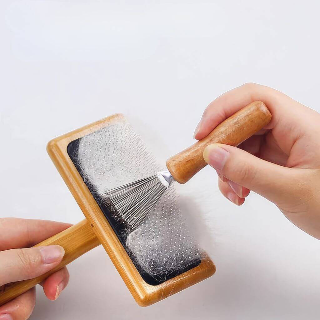 Hair brush cleaner