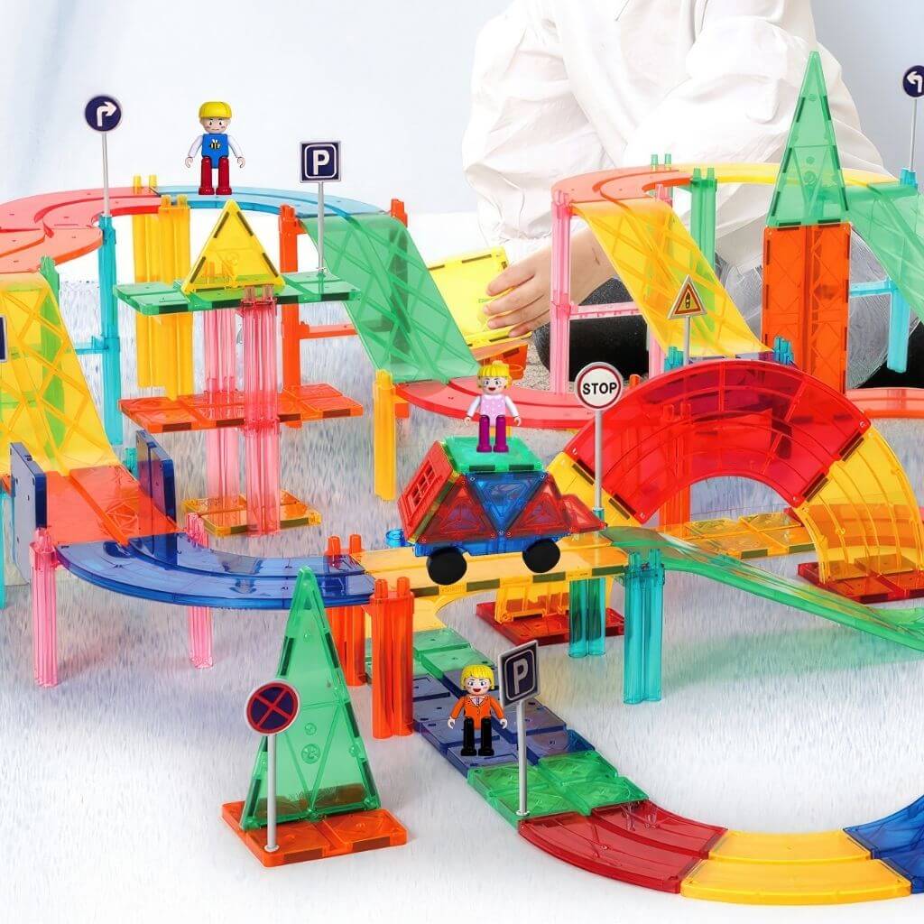 Magnetic figures on a car track