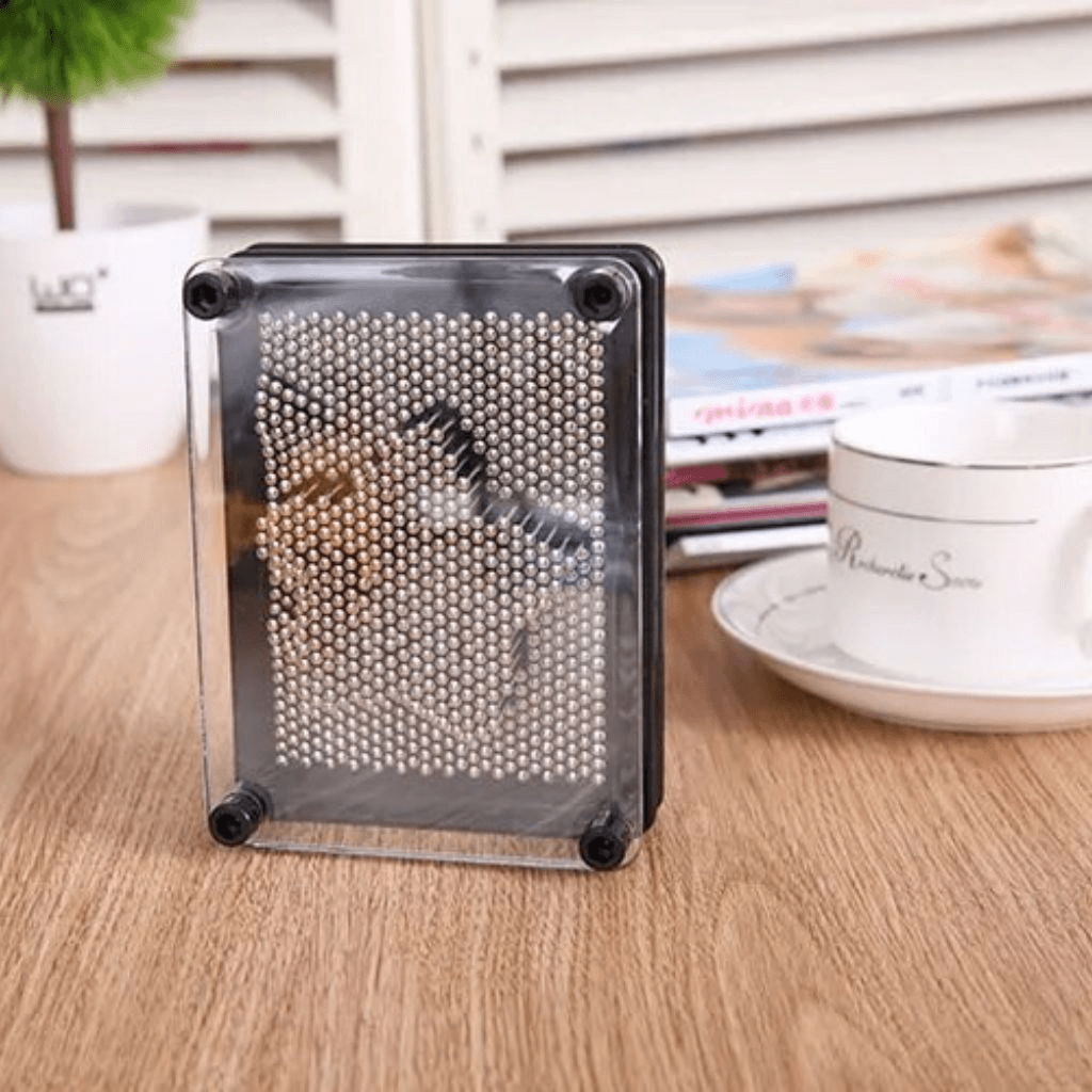 Metallic pin art sensory toy