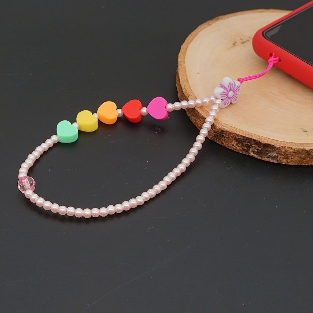 Phone lanyard with pearls and hearts