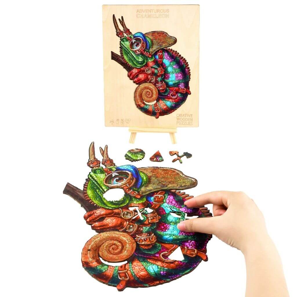 Wooden puzzle Australia chameleon